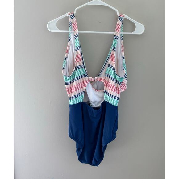 New Beach Betty Miracle Brands Multi-Colored Swimsuit with Cut-Out Size Medium - Picture 3 of 7